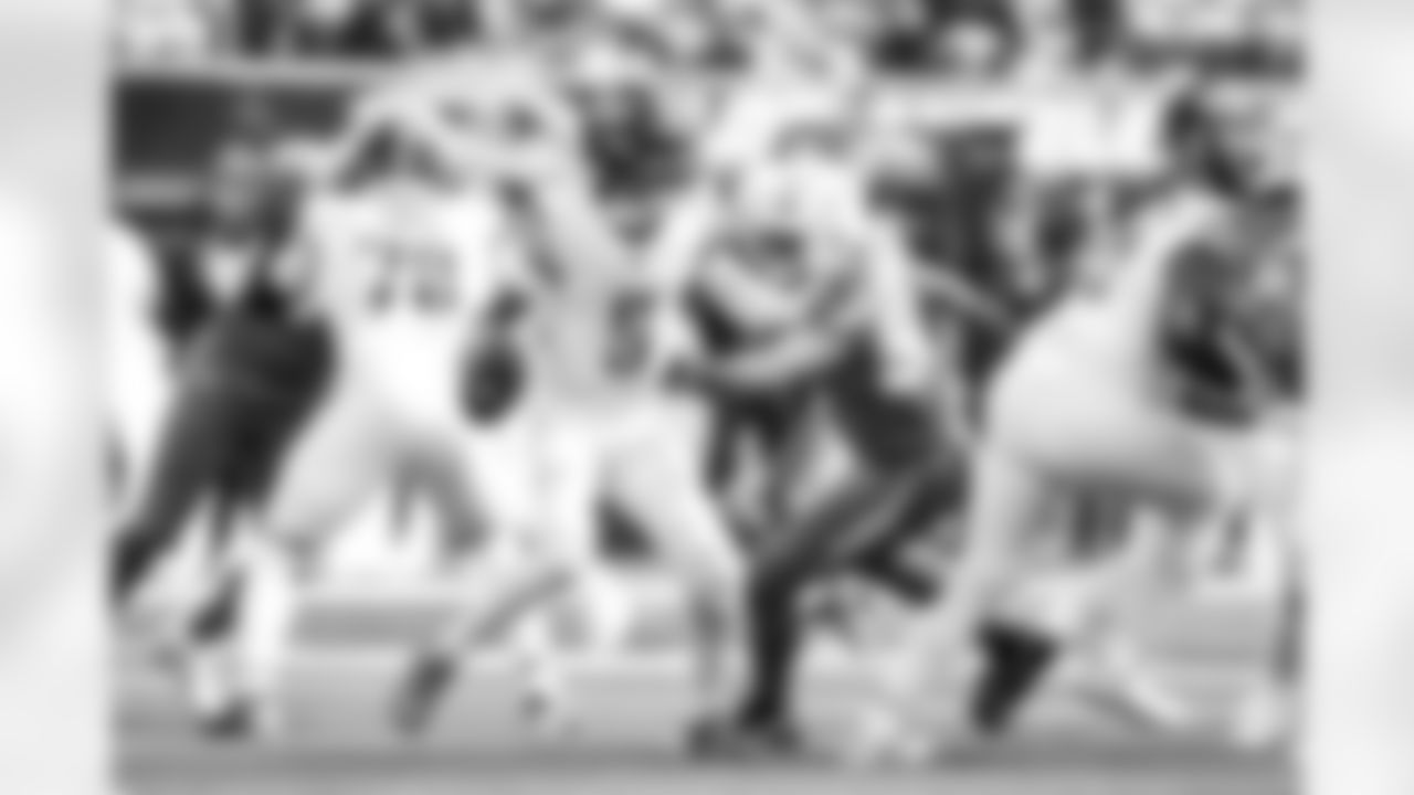 OLB Caleb Murphy (50)