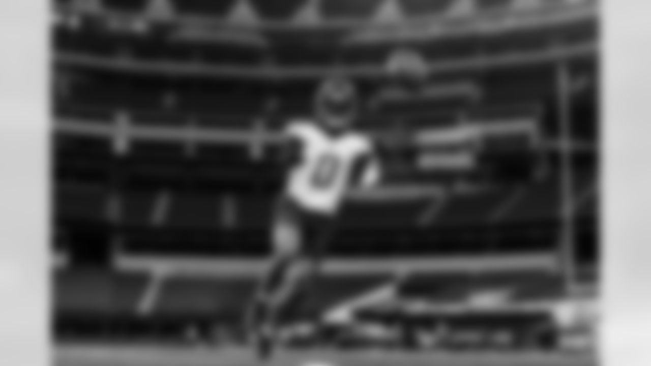 The Los Angeles Chargers practice on Wednesday, December 24, 2025 at Sofi Stadium in Inglewood, CA.