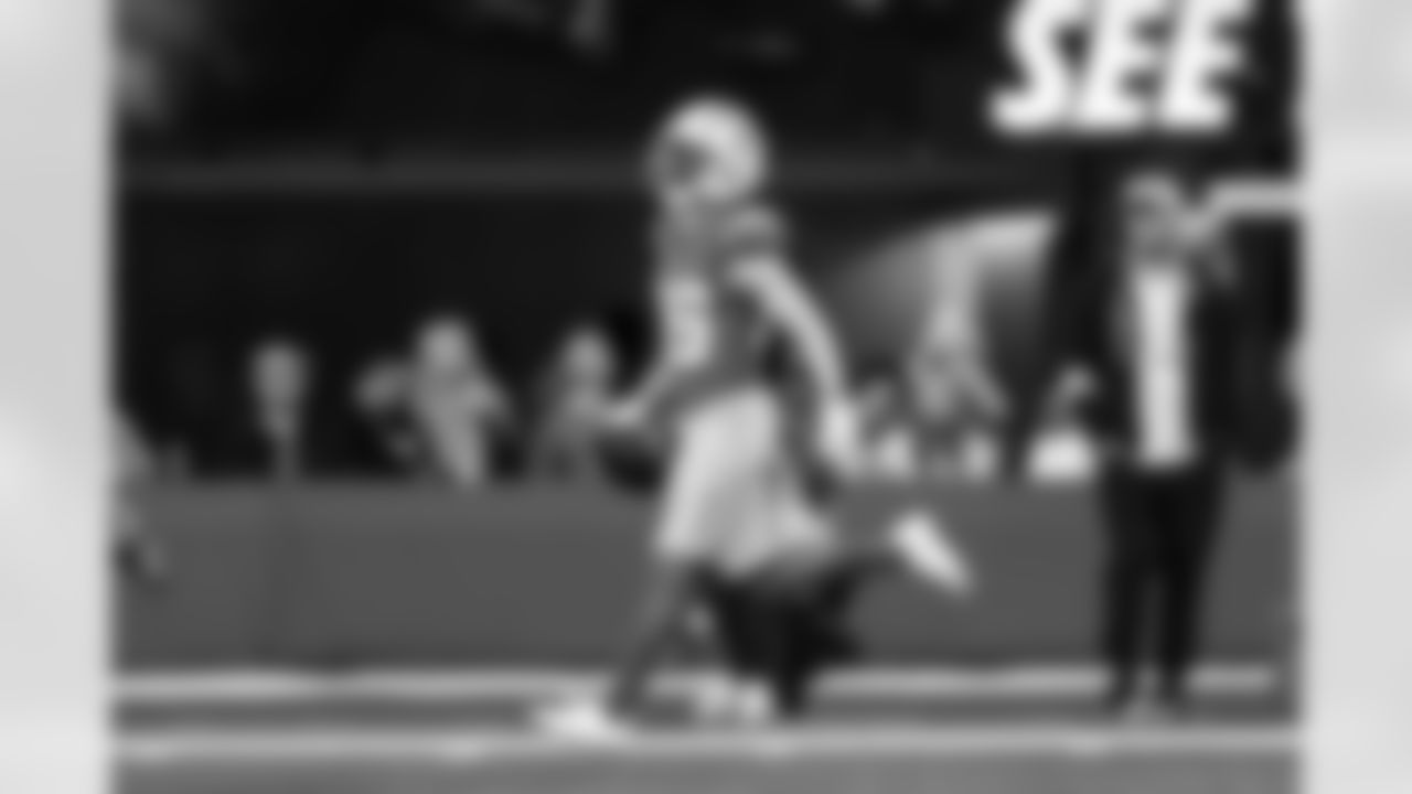 CB Donte Jackson (26)