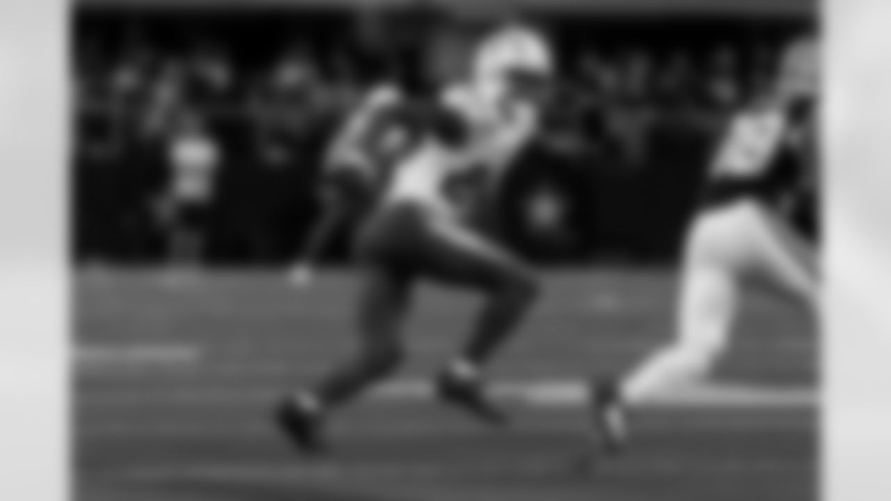 Take a look at the best photos of Chargers 2026 free agent Benjamin St-Juste