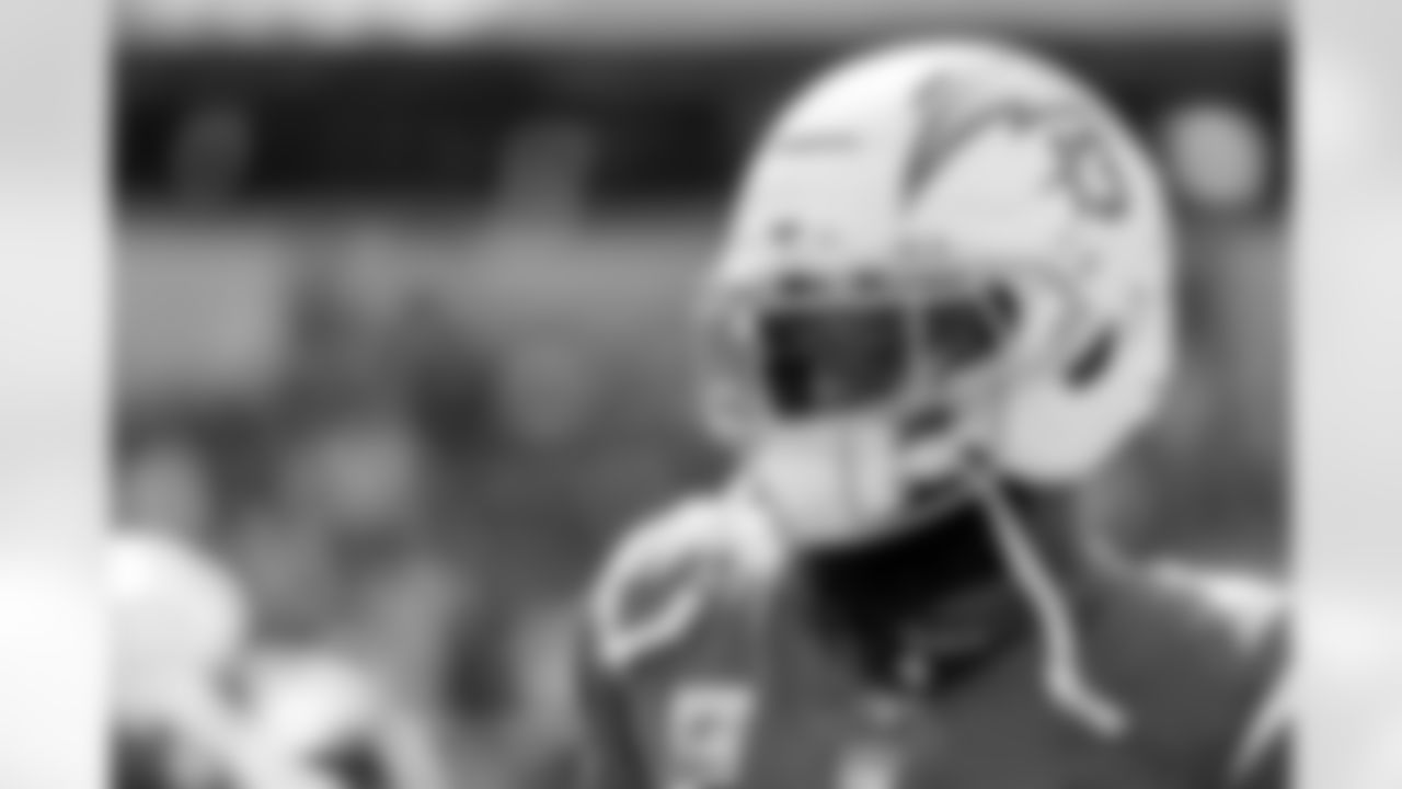 Check out the best shots from the Chargers Week 5 matchup against the Commanders!