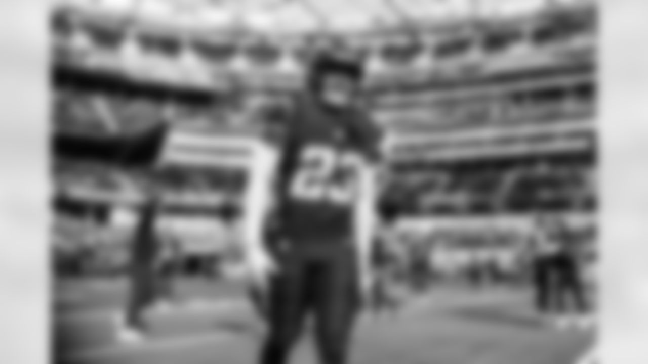 S Tony Jefferson (23)