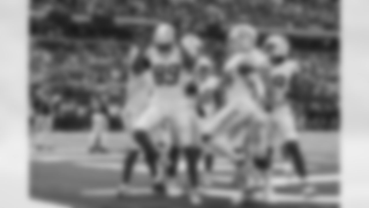 The Los Angeles Chargers play the Minnesota Vikings on Sunday, September 24, 2023 at U.S. Bank Stadium in Minneapolis, MN.
[FINAL SCORE: LAC 28 - MIN 24]