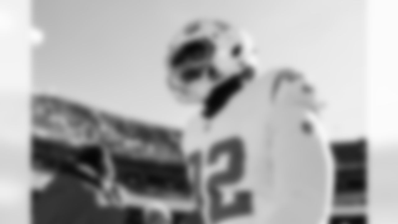 DL Justin Eboigbe (92)