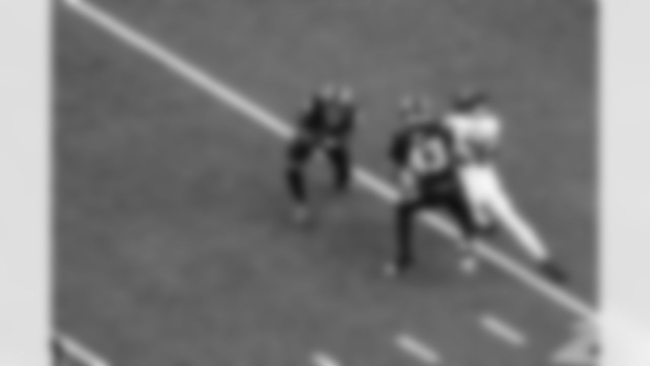 S Derwin James Jr. (3)