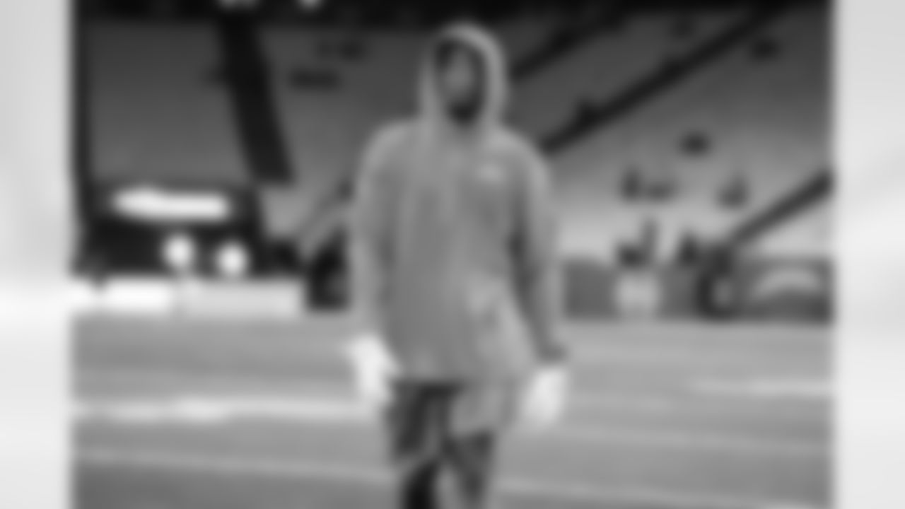 S RJ Mickens (27)
