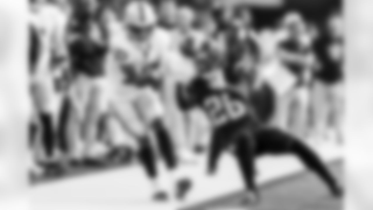 CB Donte Jackson (26)