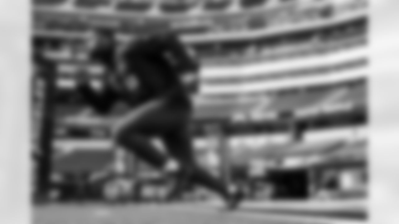 OLB Khalil Mack (52)