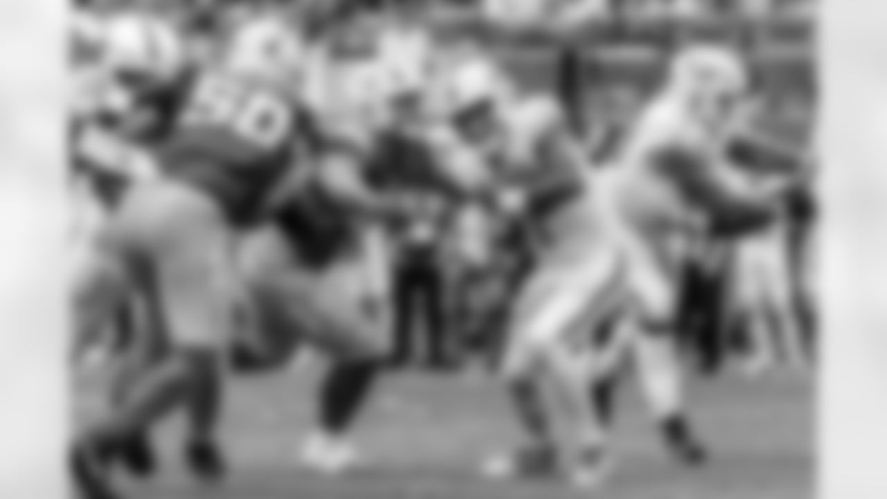 Check out the best shots from the Chargers Week 6 matchup against the Dolphins!