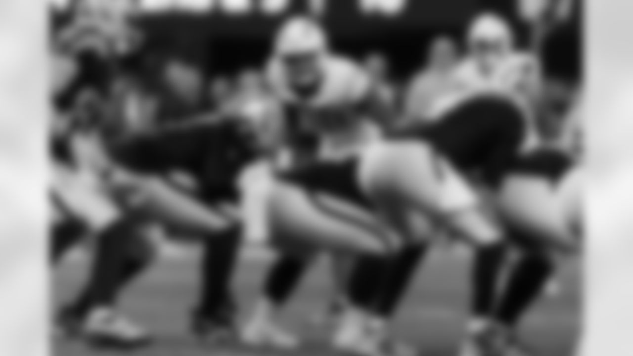 The Los Angeles Chargers play the Las Vegas Raiders on Thursday, December 14, 2023 at Allegiant Stadium in Las Vegas, NV.
[FINAL SCORE: LV 63 - LAC 21]