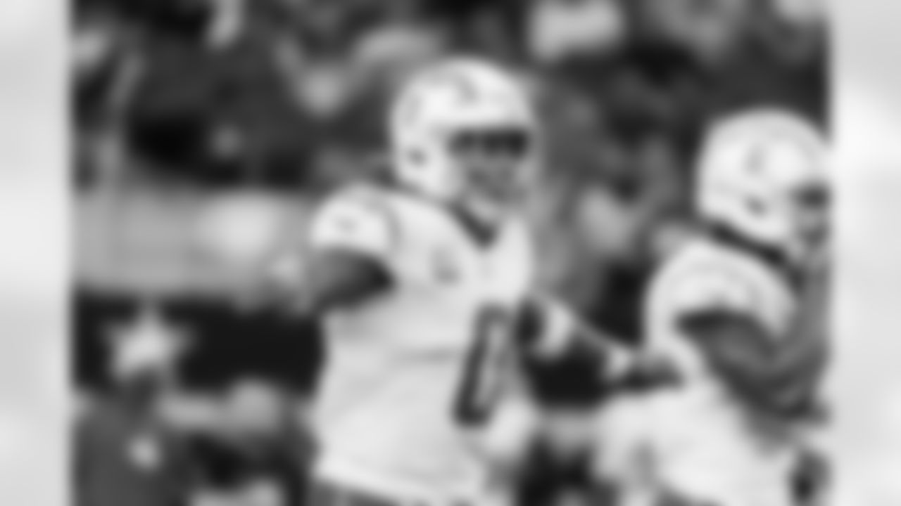 Check out the best shots from the Chargers Week 16 matchup against the Cowboys!