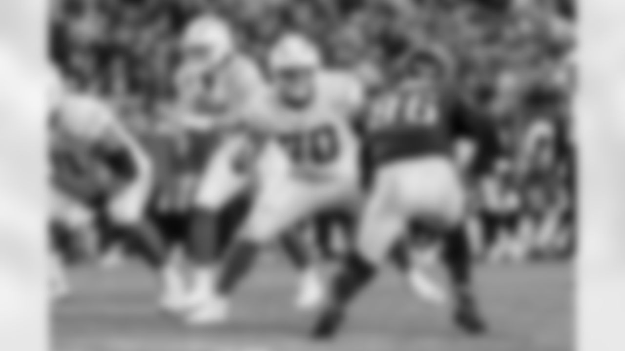 The Los Angeles Chargers play the Philadelphia Eagles on Sunday, November 7, 2021 at Lincoln Financial Field in Philadelphia, PA.
[FINAL SCORE: LAC 27 - PHI 24]