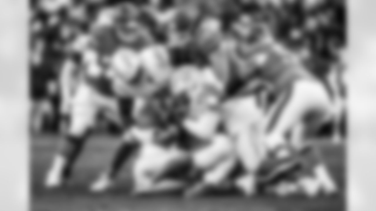 Take a look back at the Chargers Week 18 matchup with the Broncos in monochrome.