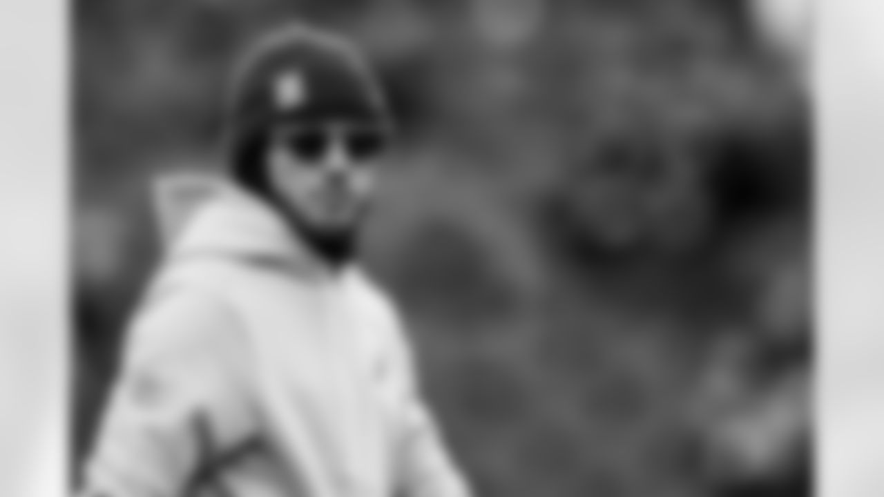 The Chargers have named Mike McDaniel as offensive coordinator.