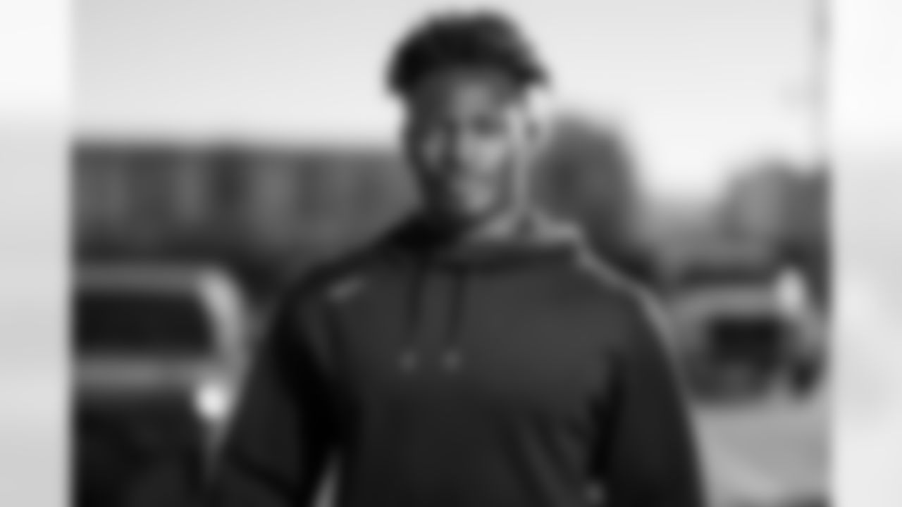 RB Kimani Vidal (30)