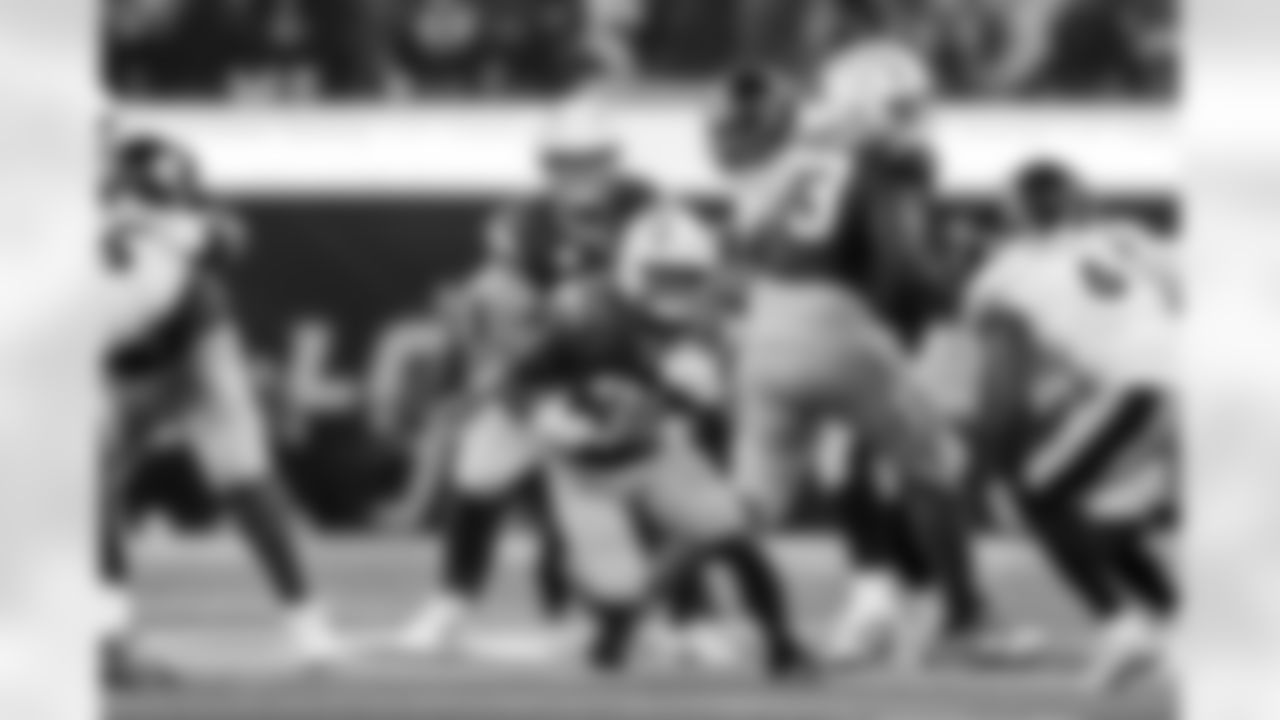 RB Kimani Vidal (30)