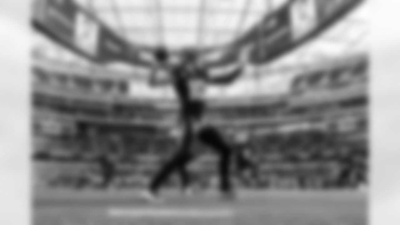 Check out the best shots from the Chargers Week 17 matchup against the Texans!