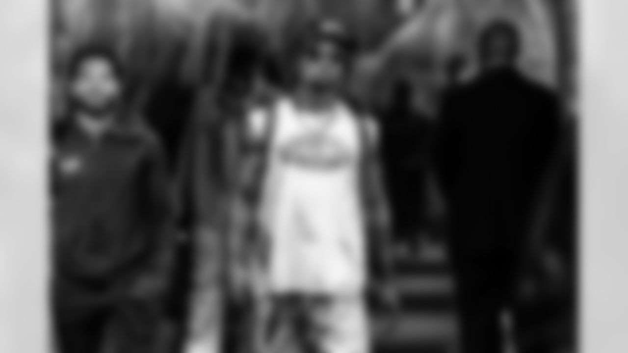 The Los Angeles Chargers play the Carolina Panthers on Sunday, September 15, 2024 at Bank of America Stadium in Charlotte, NC.
[FINAL SCORE: LAC 26 - CAR 3]