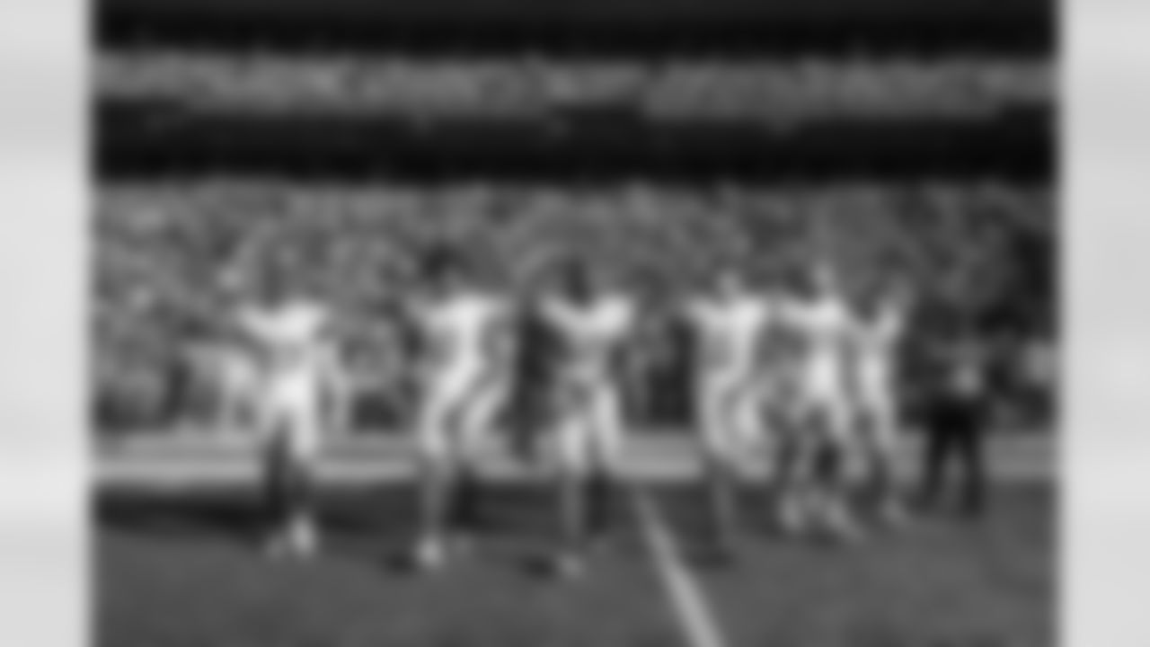 Check out the best shots from the Chargers Week 18 matchup against the Broncos!