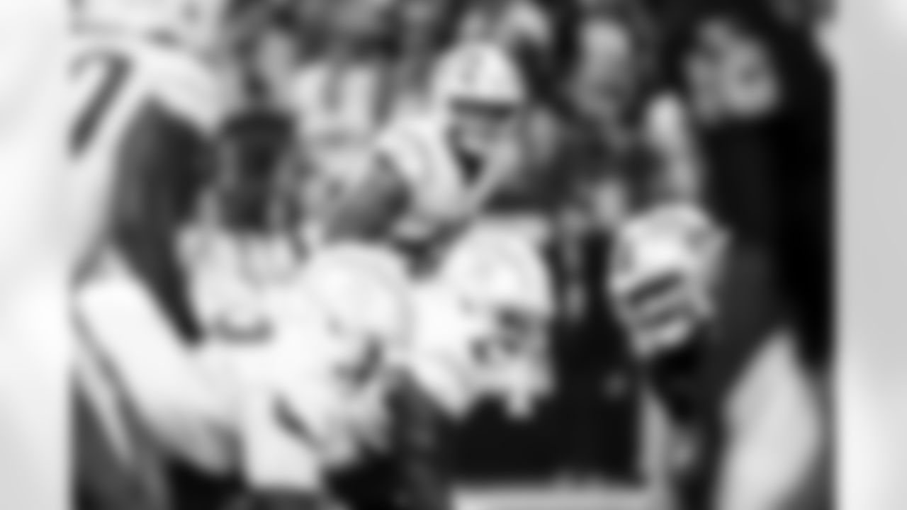OLB Tuli Tuipulotu (45)