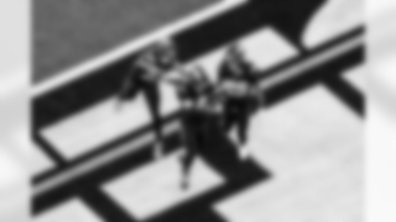 DB Elijah Molden (2) and CB Tarheeb Still (29)