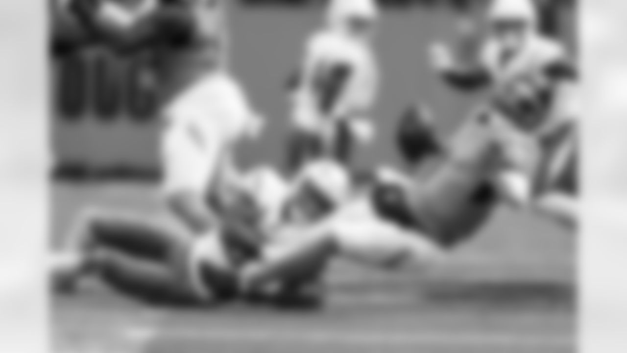 LB Daiyan Henley (0)