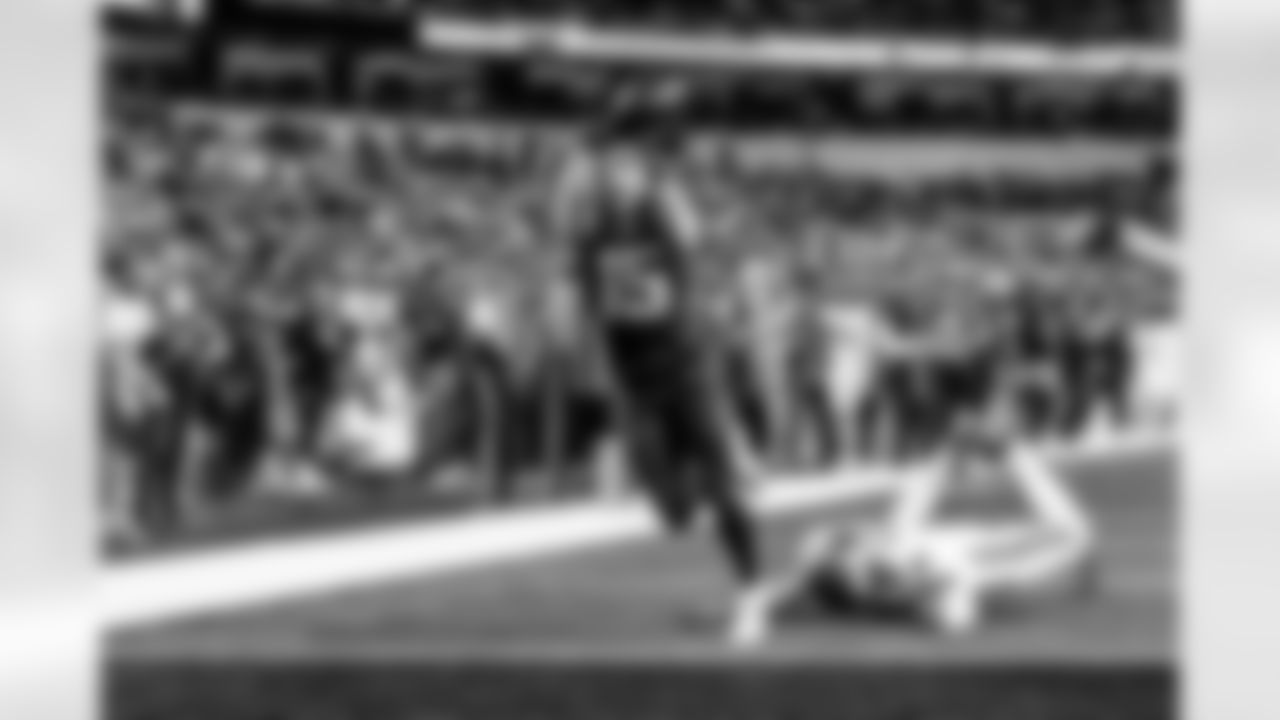 Take a look back at the Chargers Week 8 matchup with the Vikings in monochrome!