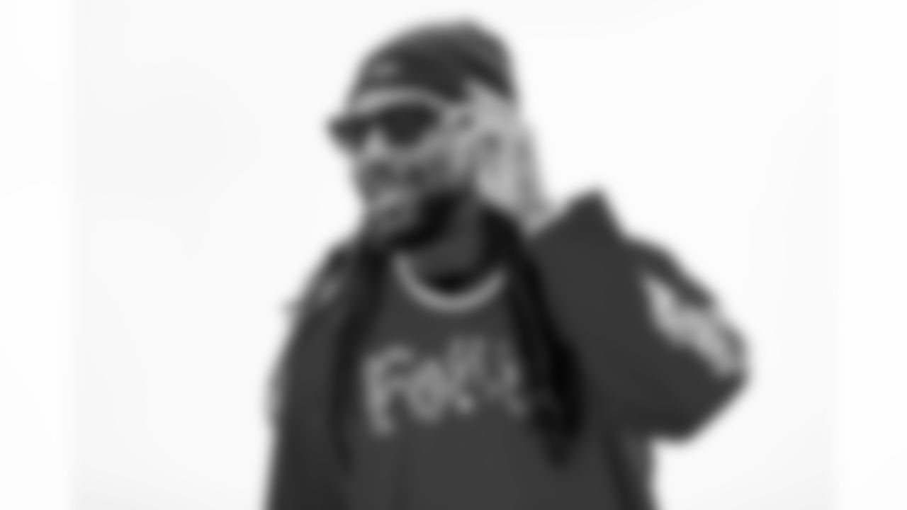 Take a look back at the best photos of the Chargers best arrival fits of the 2025 season.