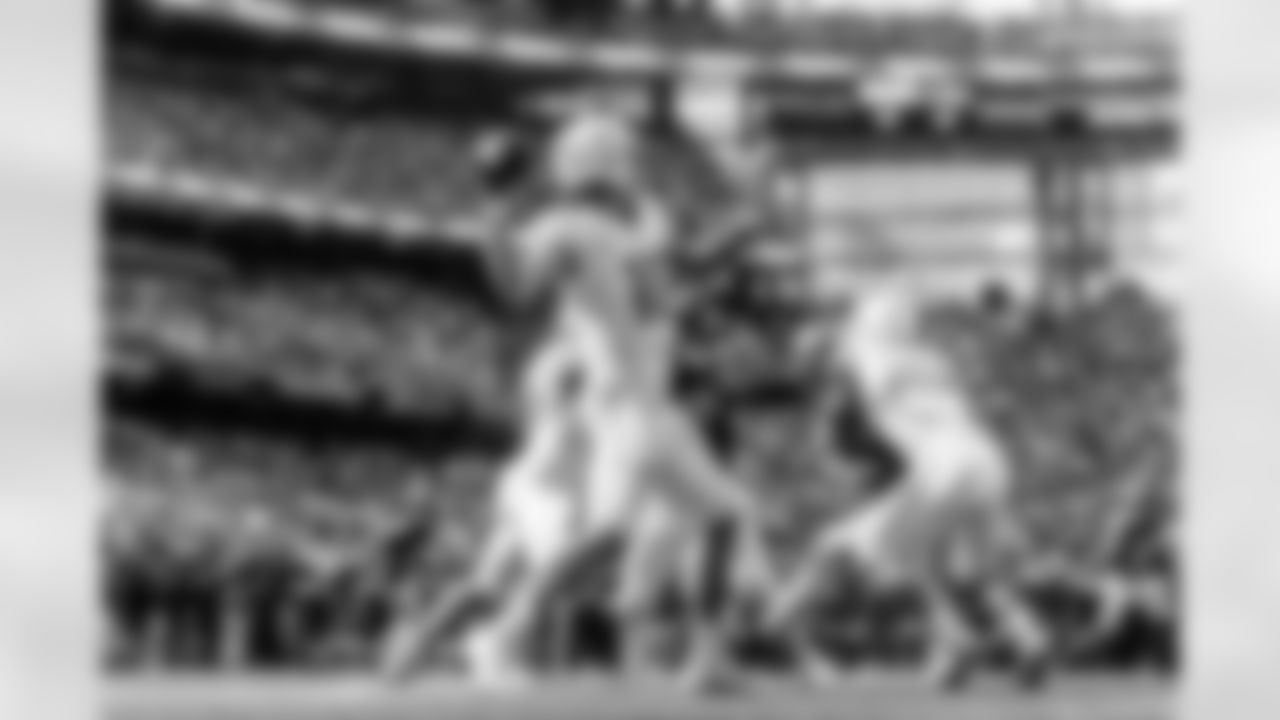 The Los Angeles Chargers play the Minnesota Vikings on Sunday, September 24, 2023 at U.S. Bank Stadium in Minneapolis, MN.
[FINAL SCORE: LAC 28 - MIN 24]