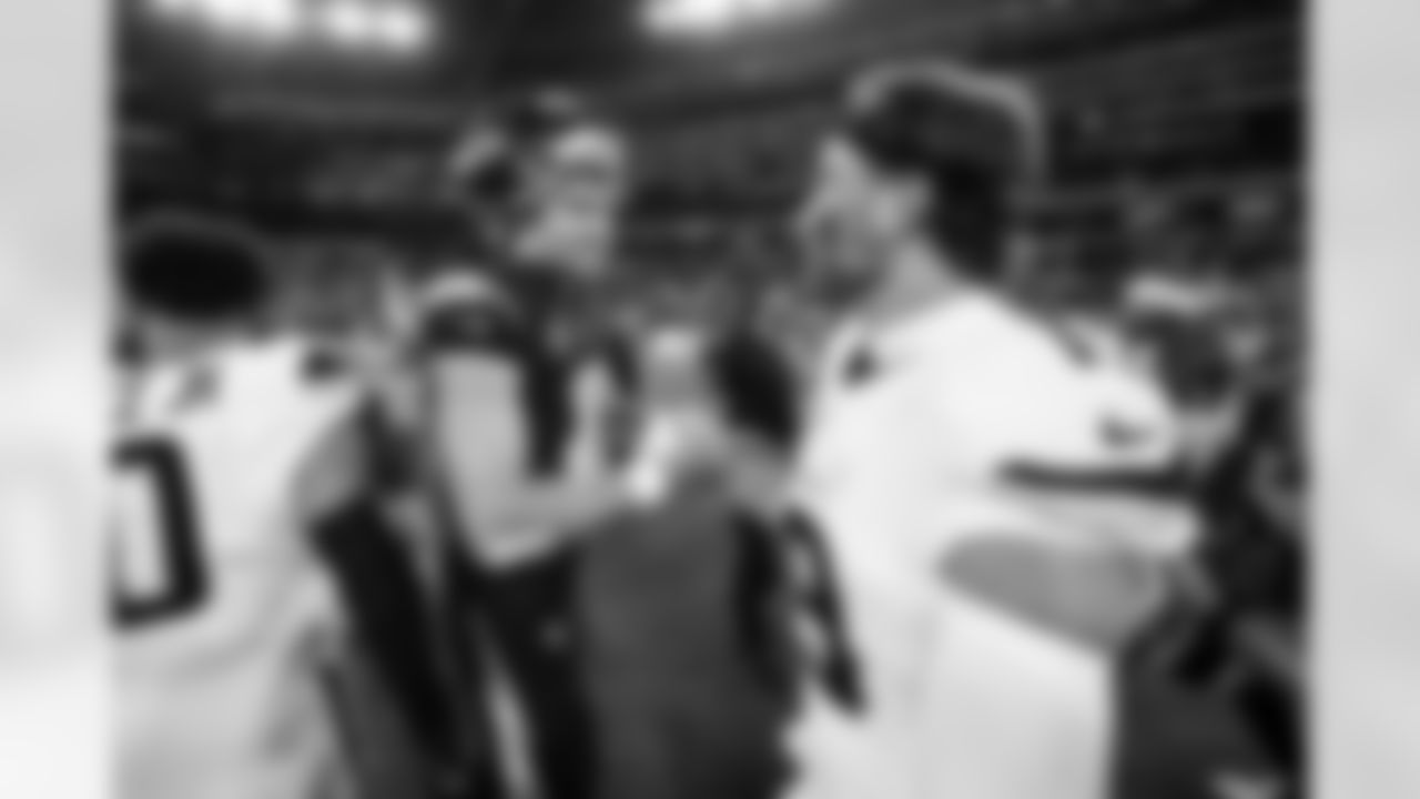 QB Justin Herbert (10)