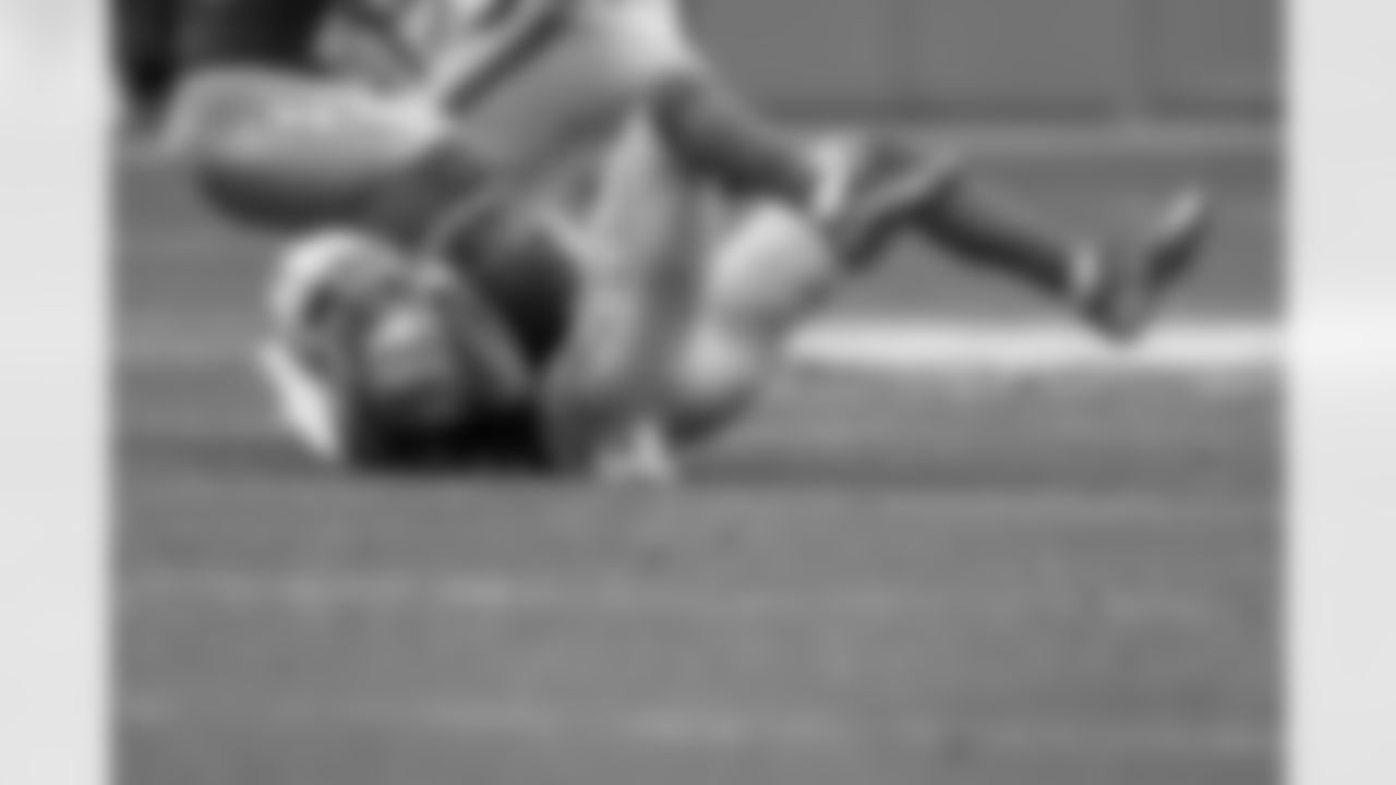 Take a look at the best photos of Chargers 2026 free agent Benjamin St-Juste