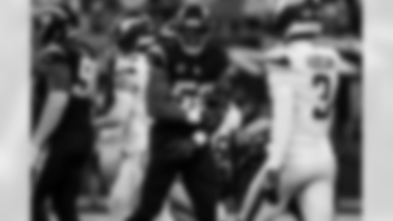 Take a look at the best photos of Chargers 2026 free agent Khalil Mack