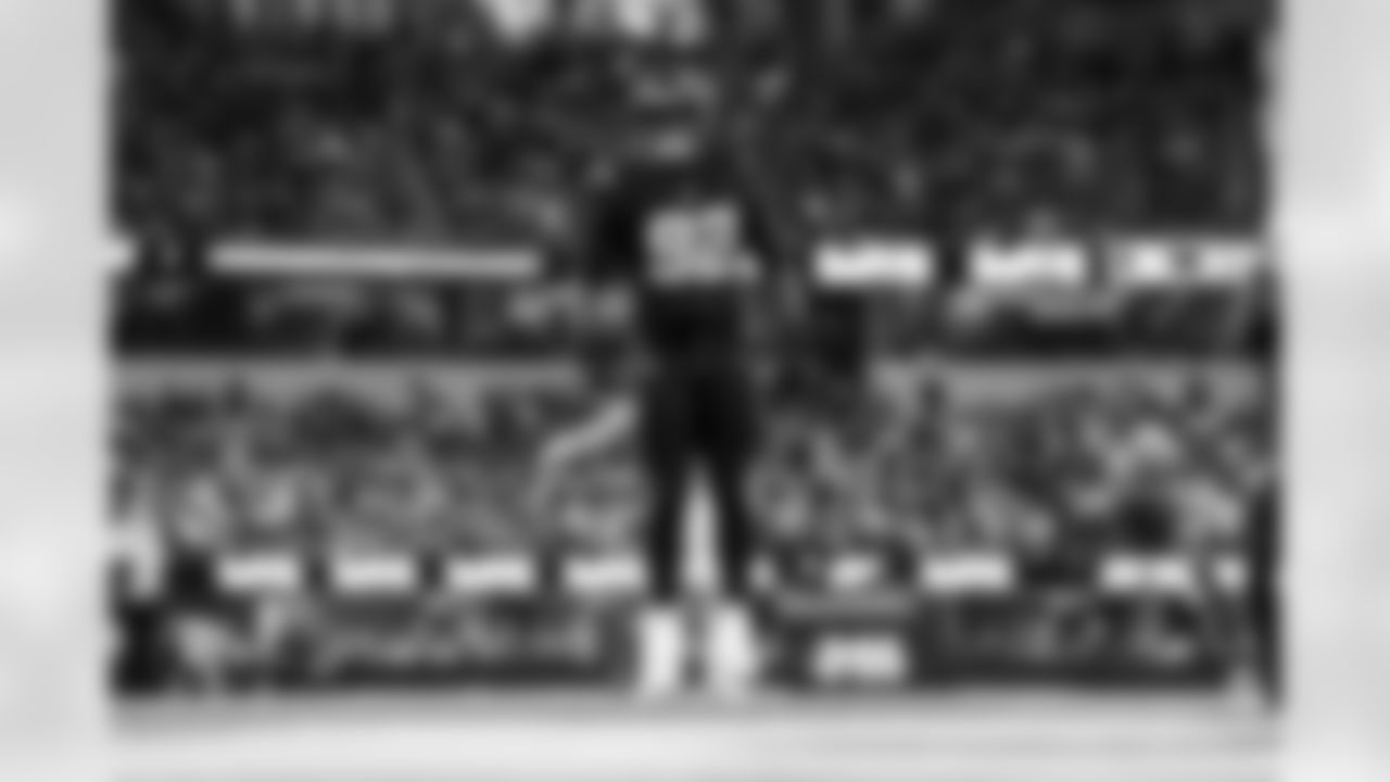 DL Justin Eboigbe (92)