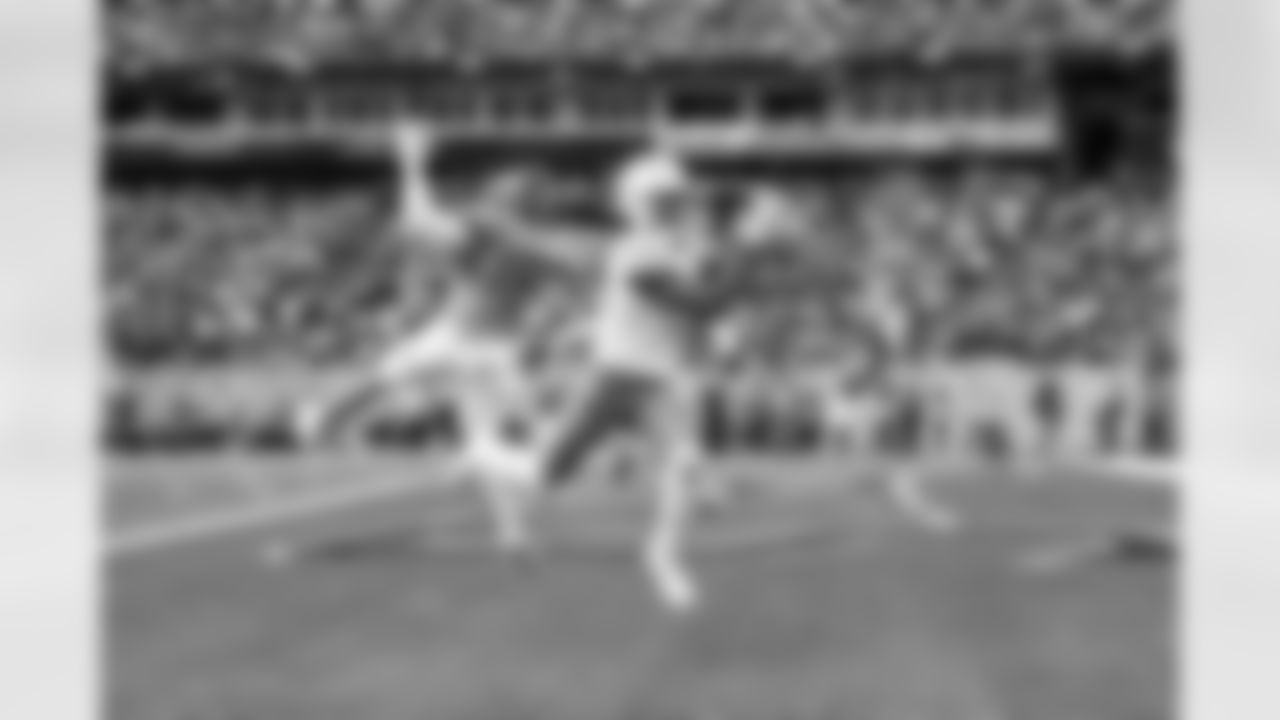 WR Quentin Johnston (1)