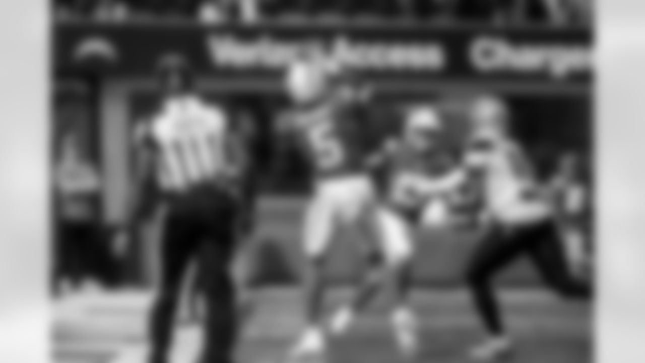 The Los Angeles Chargers play the New Orleans Saints on Sunday, October 27, 2024 at SoFi Stadium in Inglewood, CA.
[FINAL SCORE: LAC 26 - NO 8]