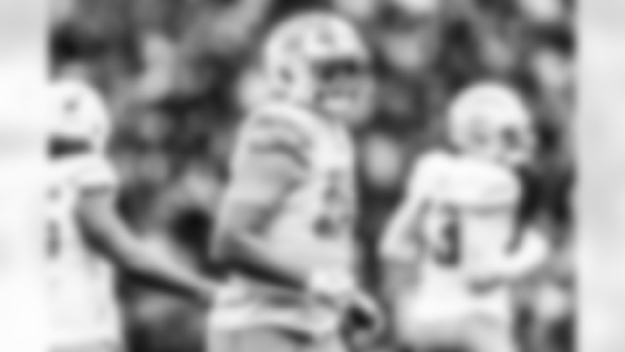 Take a look back at the Chargers Week 17 matchup with the Patriots in monochrome!