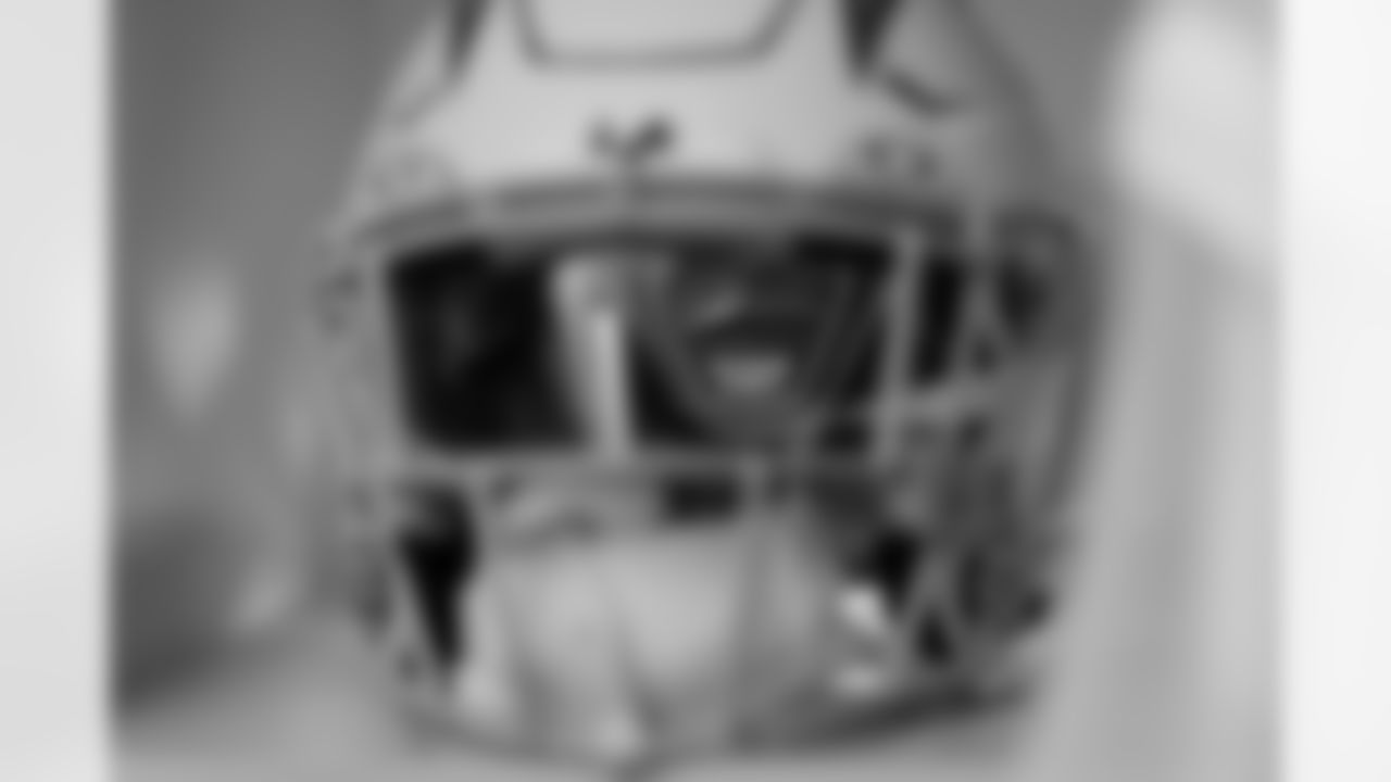 The Los Angeles Chargers play the Las Vegas Raiders on Sunday, September 8, 2024 at SoFi Stadium in Inglewood, CA.
[FINAL SCORE: LAC 22 - LV 10]