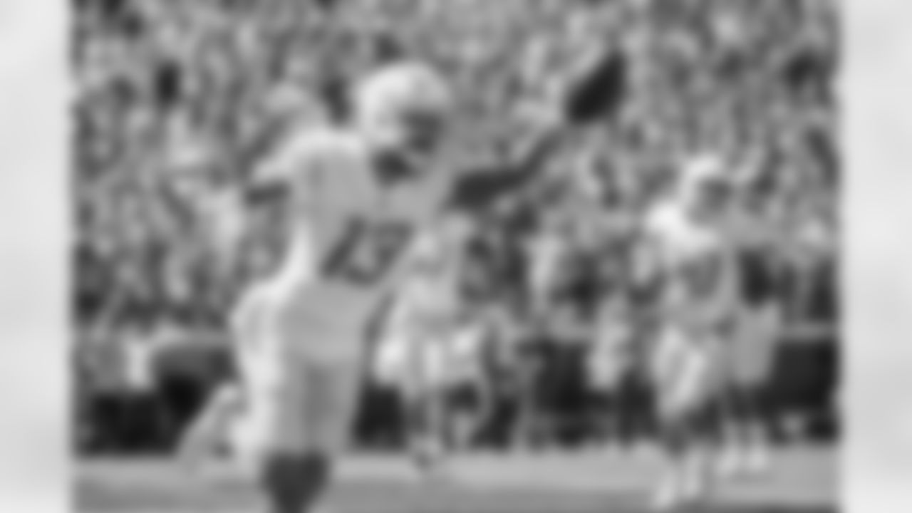 The Los Angeles Chargers play the Kansas City Chiefs on Sunday, September 26, 2021 at Arrowhead Stadium in Kansas City, MO.
[FINAL SCORE: LAC 30 - KC 24]