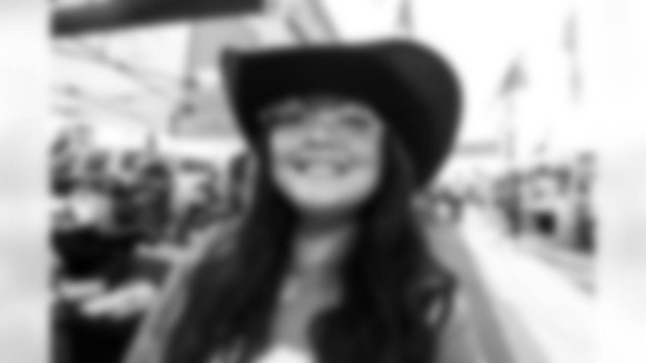 20250923_Tailgate_040