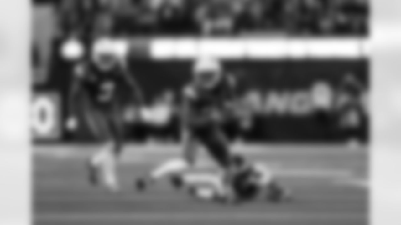 CB Donte Jackson (26)