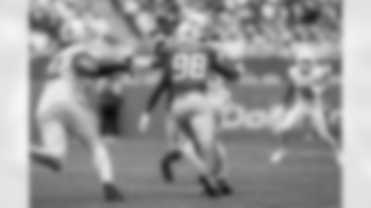 Check out the best shots from the Chargers Week 6 matchup against the Dolphins!