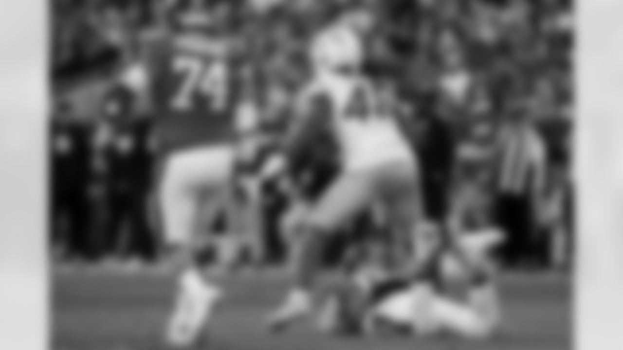 Check out the best shots from the Chargers Week 18 matchup against the Broncos!