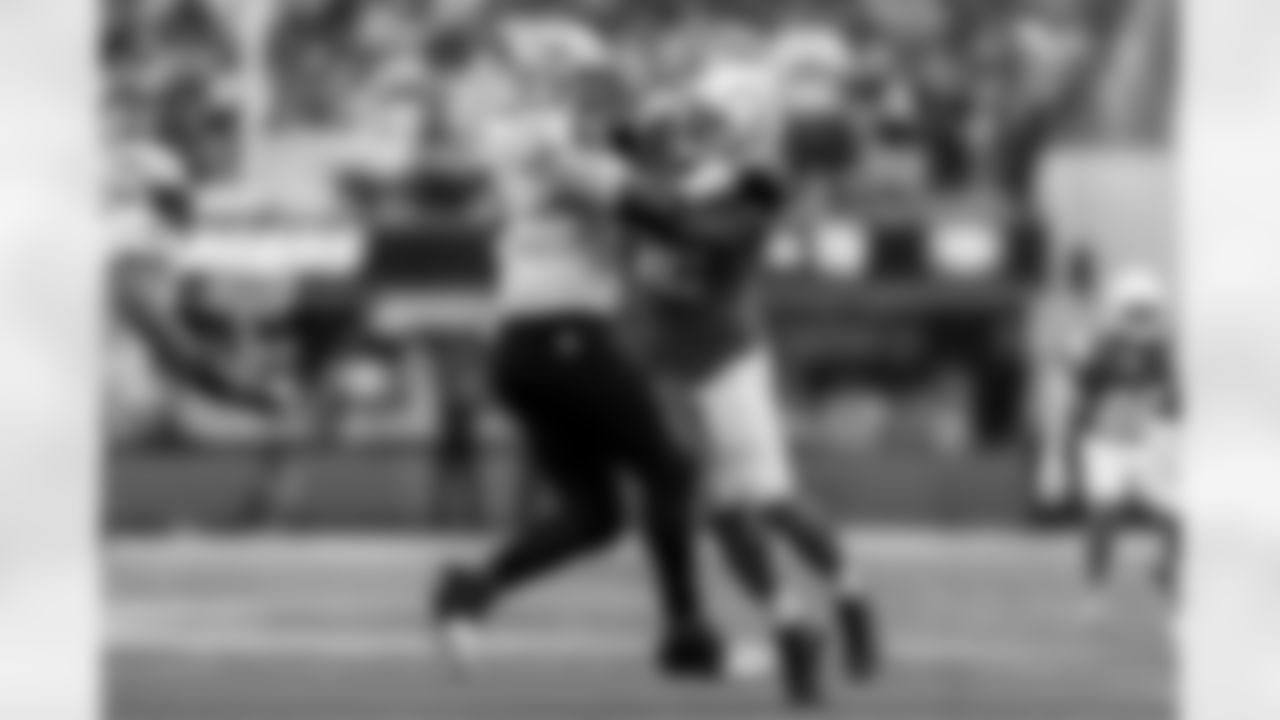 The Los Angeles Chargers play the New Orleans Saints on Sunday, October 27, 2024 at SoFi Stadium in Inglewood, CA.
[FINAL SCORE: LAC 26 - NO 8]