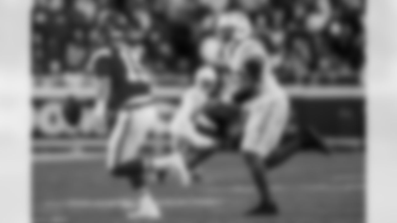 Take a look at the best photos of Chargers 2026 free agent Khalil Mack