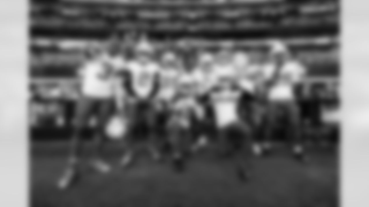 Check out the best shots from the Chargers Week 16 matchup against the Cowboys!