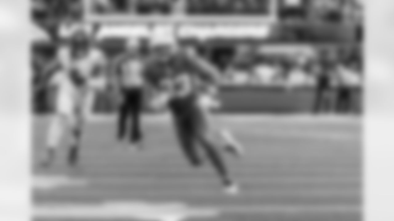 Check out the best shots from the Chargers Week 5 matchup against the Commanders!