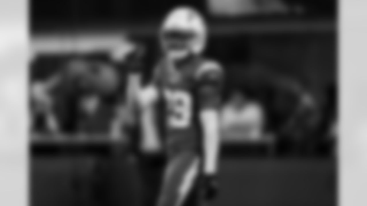 CB Tarheeb Still (29)