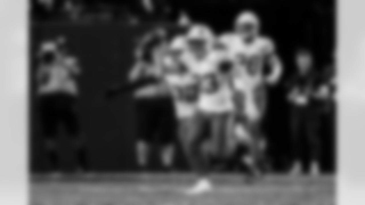 Take a look back at the best photos of the Chargers best celebrations of the 2025 season.