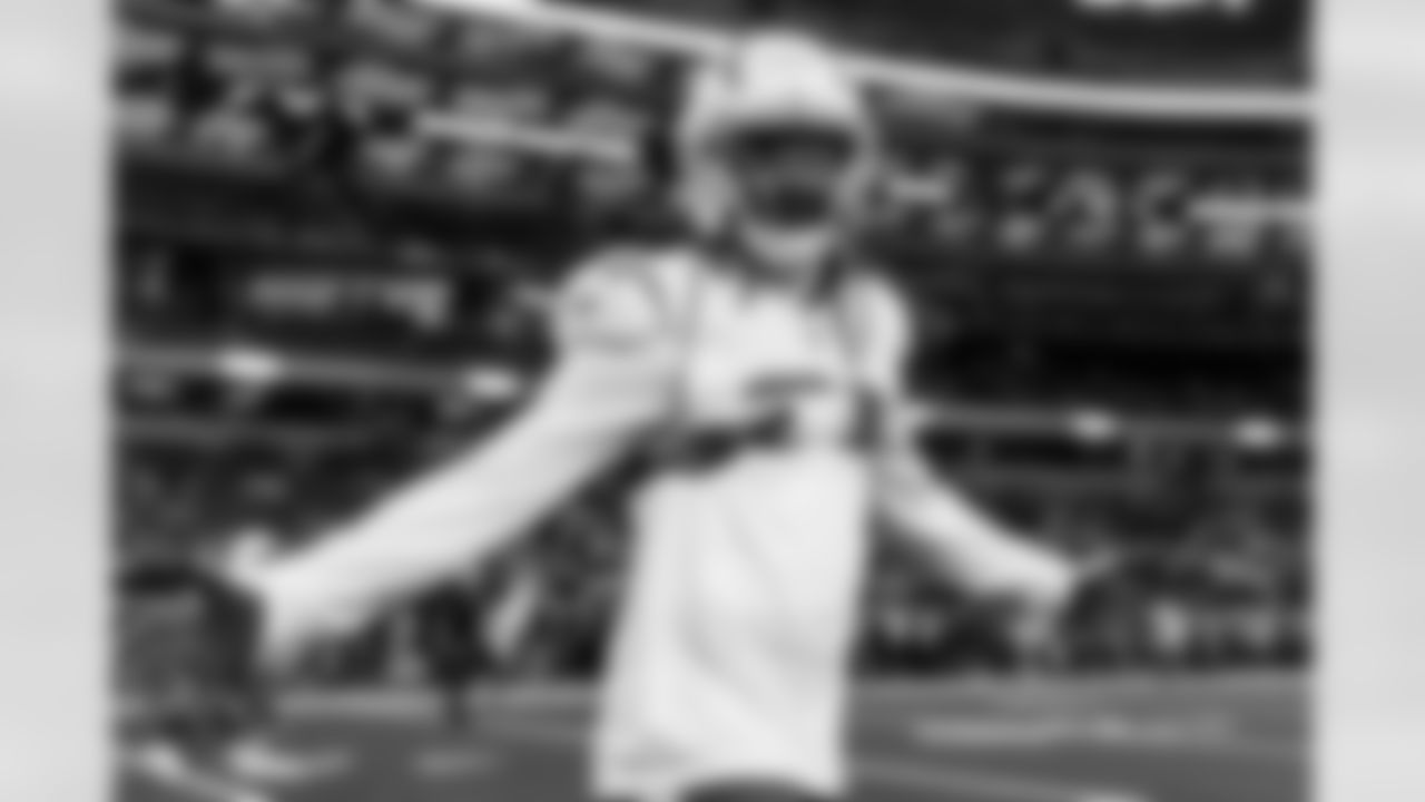 Check out the best shots from the Chargers Week 16 matchup against the Cowboys!