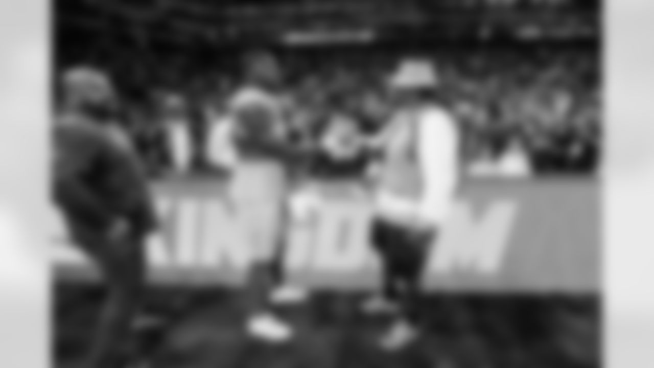OLB Khalil Mack (52)